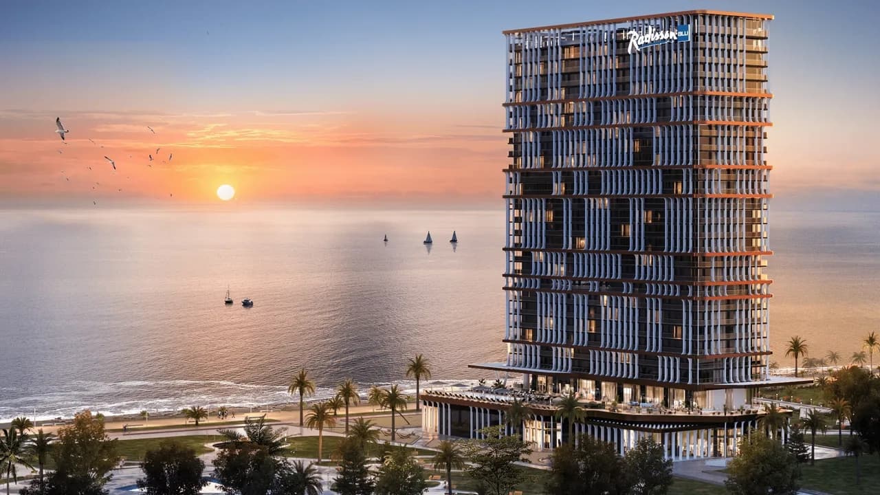 Radisson Residences - Photo 1