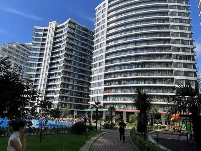Bianca Batumi - Photo 3